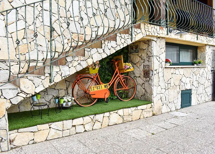 La Incantata 3* Poggio dei Pini